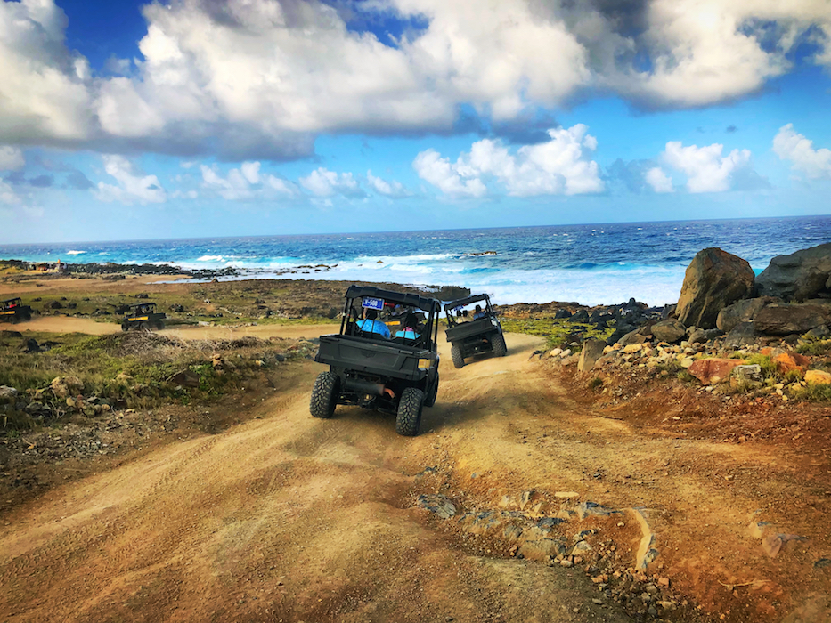 Indalo_Aruba_Guide_Arikok-buggy