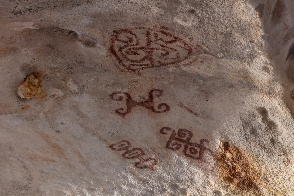 Indalo_Aruba_Guide_Arikok-petroglyphes