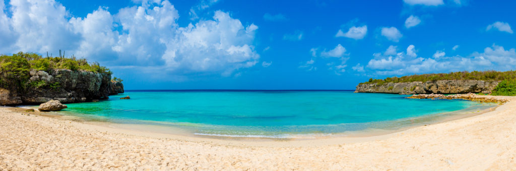 Indalo_Curacao_Guide_Daaibooi Beach