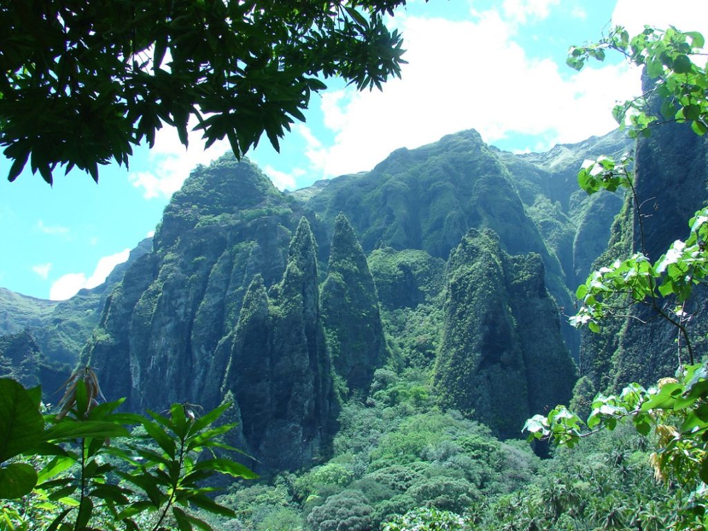 Indalo_Polynesie_Guide_Nuku-Hiva-montagnes-1024x768