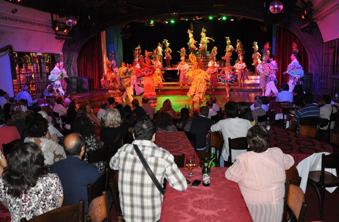 Cabaret Parisien