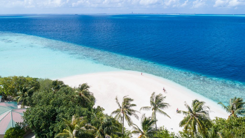 Indalo_Maldives_Embudu_Beach1