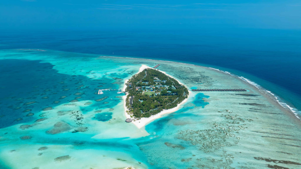 Indalo_Maldives_Meeru_Aerienne1
