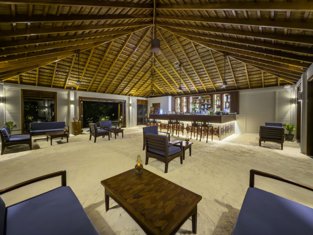 Indalo_Maldives_Meeru_Bar