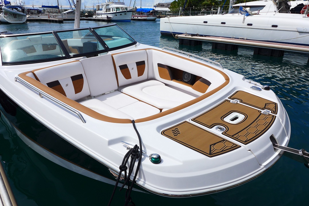 Bateau "Four Winns"