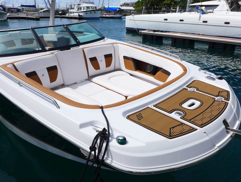 Bateau "Four Winns"