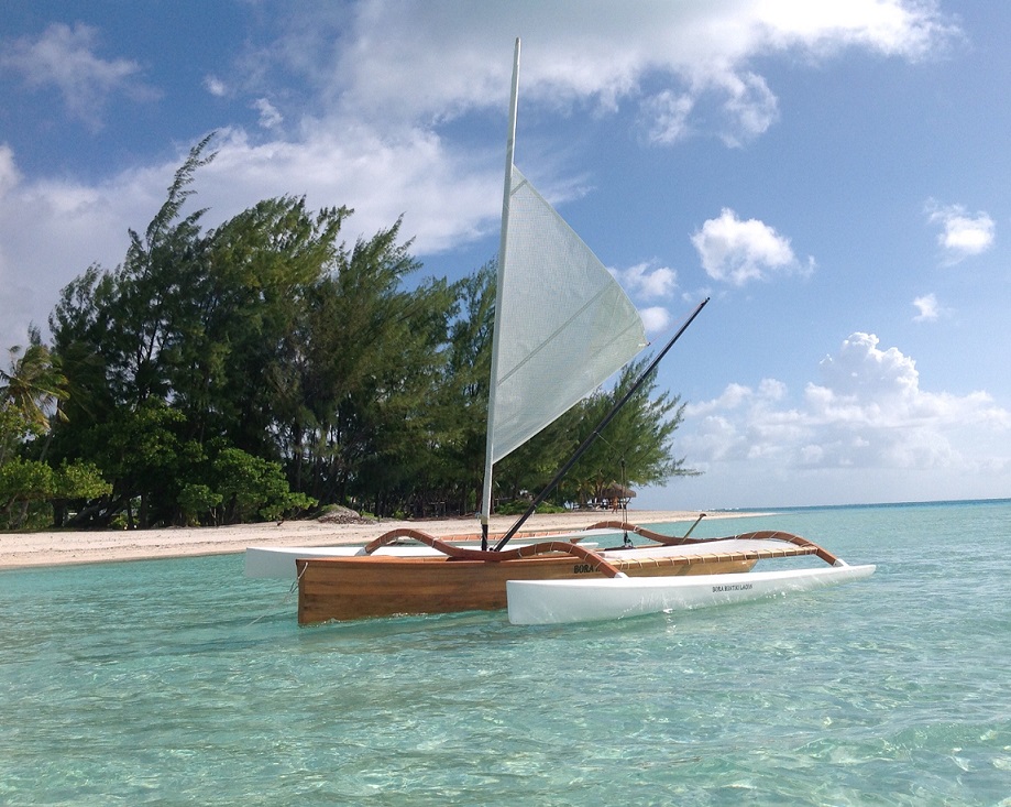 Pirogue à voile