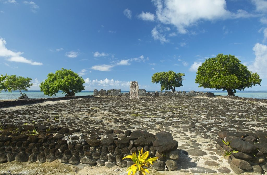 Indalo_Polynesie_Guide_Raiatea-Marae-Taputapuatea