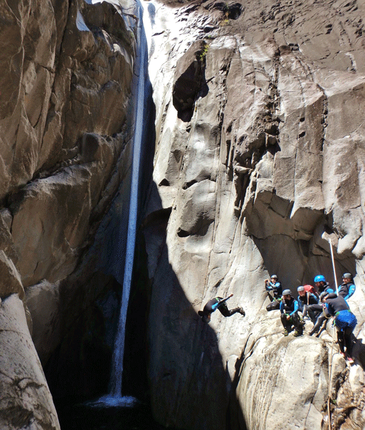 Indalo_Reunion_Canyoning_3-525x618