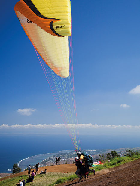 Indalo_Reunion_parapente-466x618