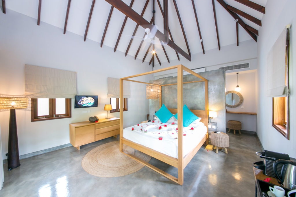Honeymoon Suite