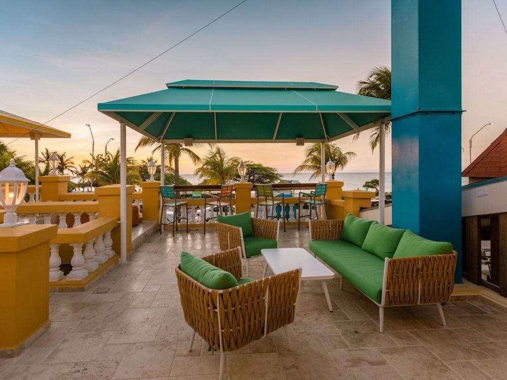Bar « Horizons Lounge »