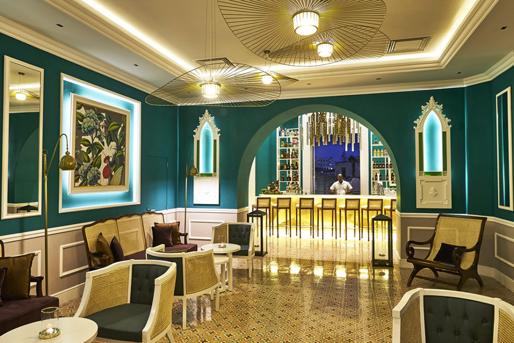 Bar « Constante »