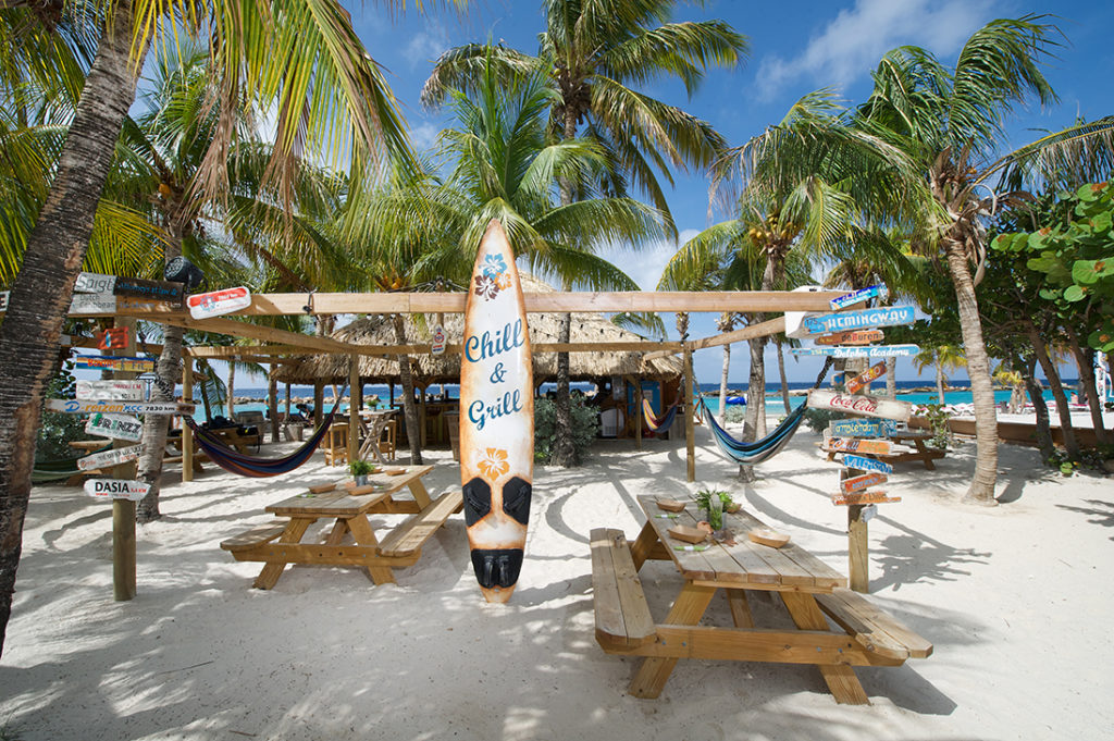 « Chill Beach Bar & Grill »
