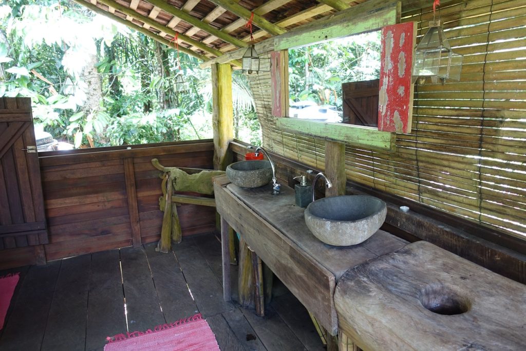 Salle de bain commune