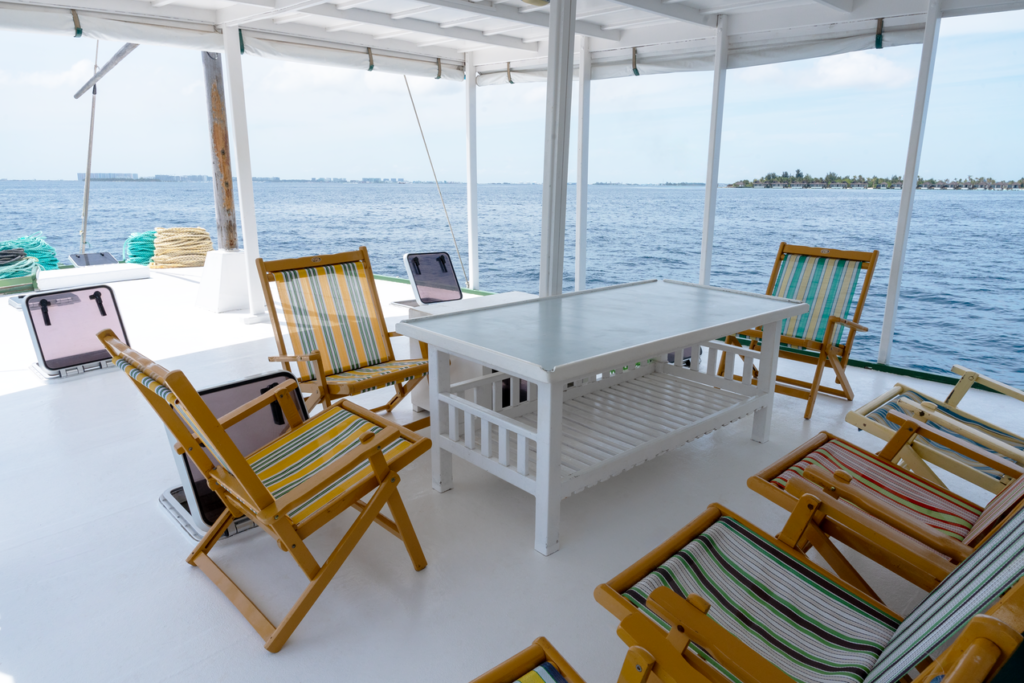 Indalo_Maldives_Croisiers Privees_Gahaa-deck