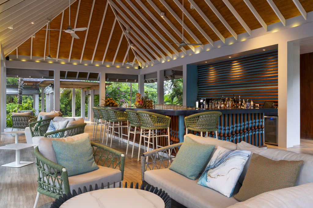 Indalo_Maldives_Dhigali_Bar-East