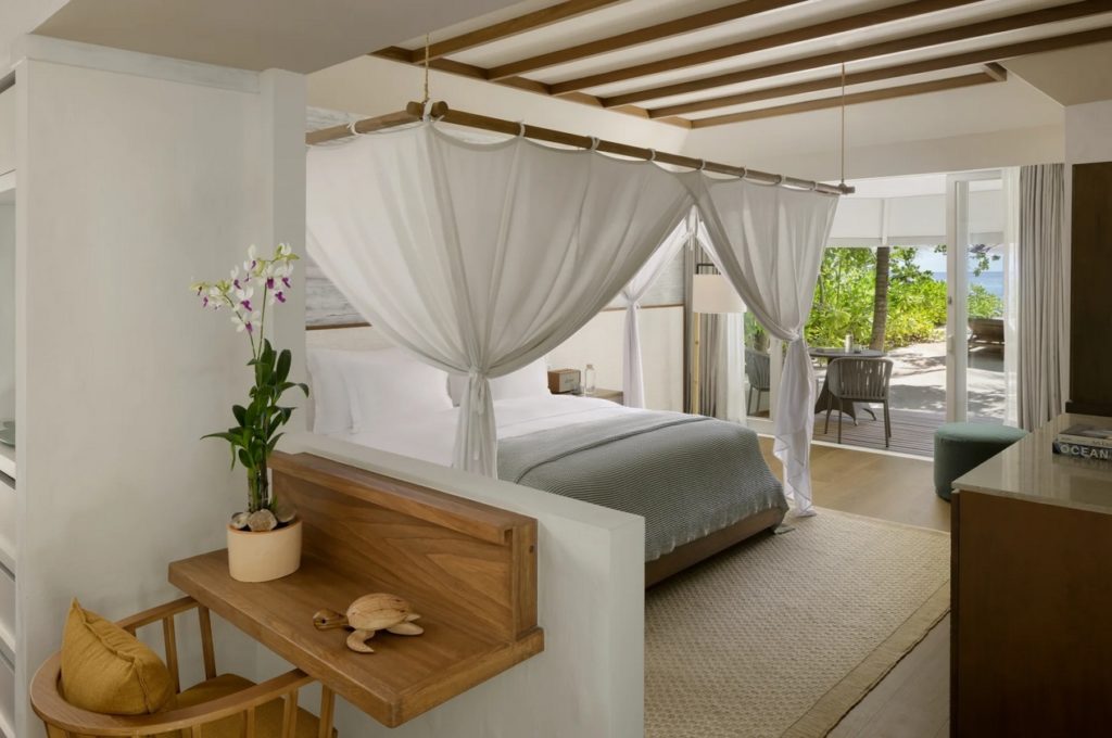 Indalo_Maldives_Kanuhura_Beach Villa-chambre
