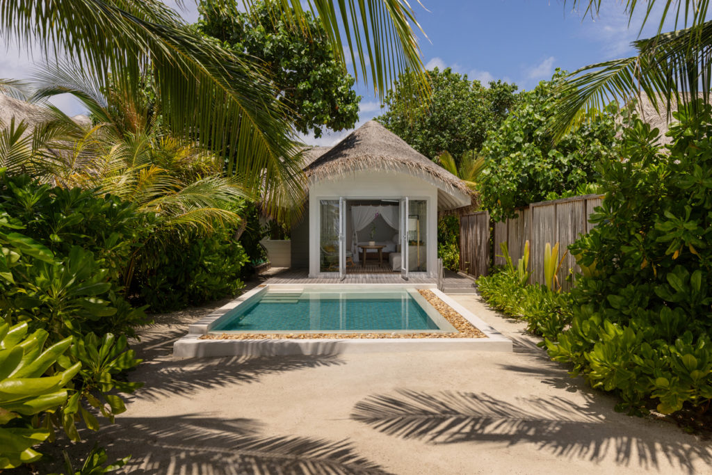 Indalo_Maldives_Kanuhura_Deluxe-Beach-Pool-Villa