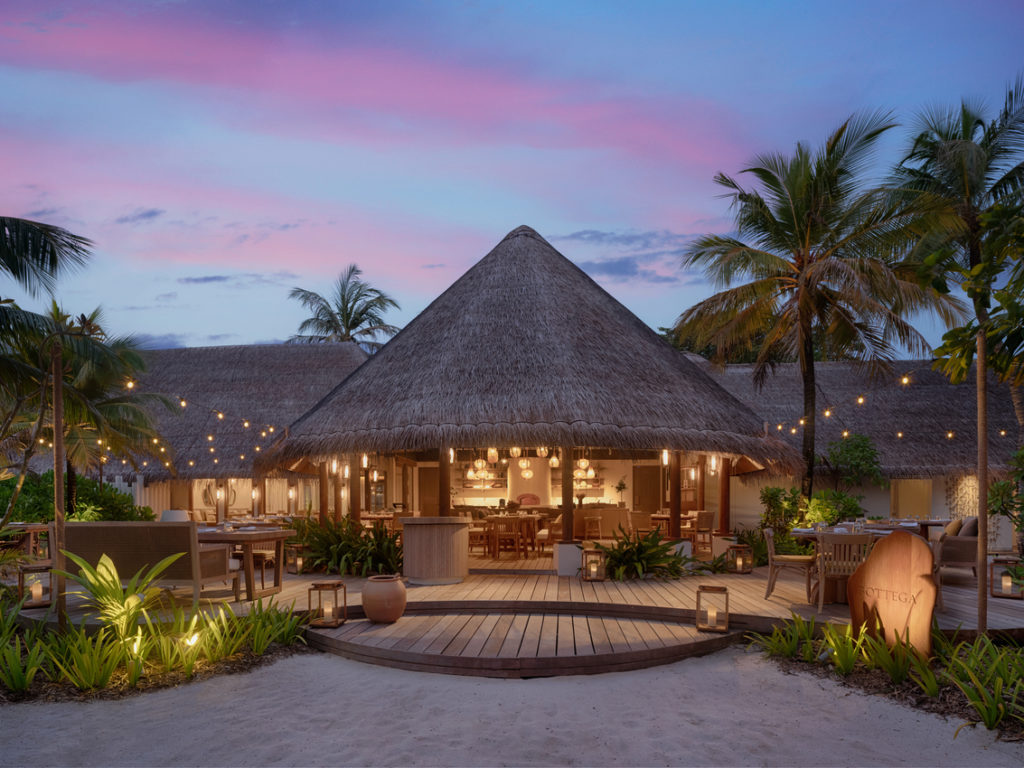 Indalo_Maldives_Kanuhura_Restaurant-Bottega