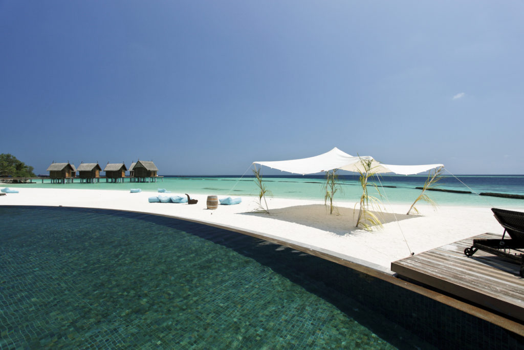 Indalo_Maldives_Moofushi_Pool2