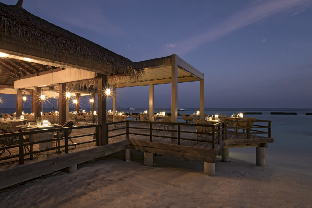 Indalo_Maldives_Moofushi_Restaurant-Manta