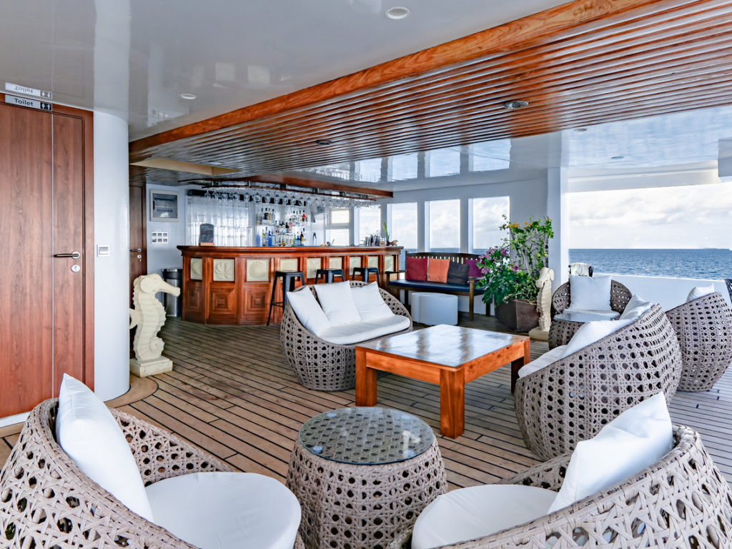 Indalo_Maldives_Seafari_Bar1