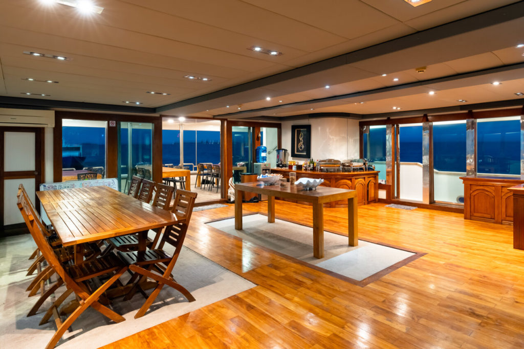 Indalo_Maldives_Seafari_Restaurant