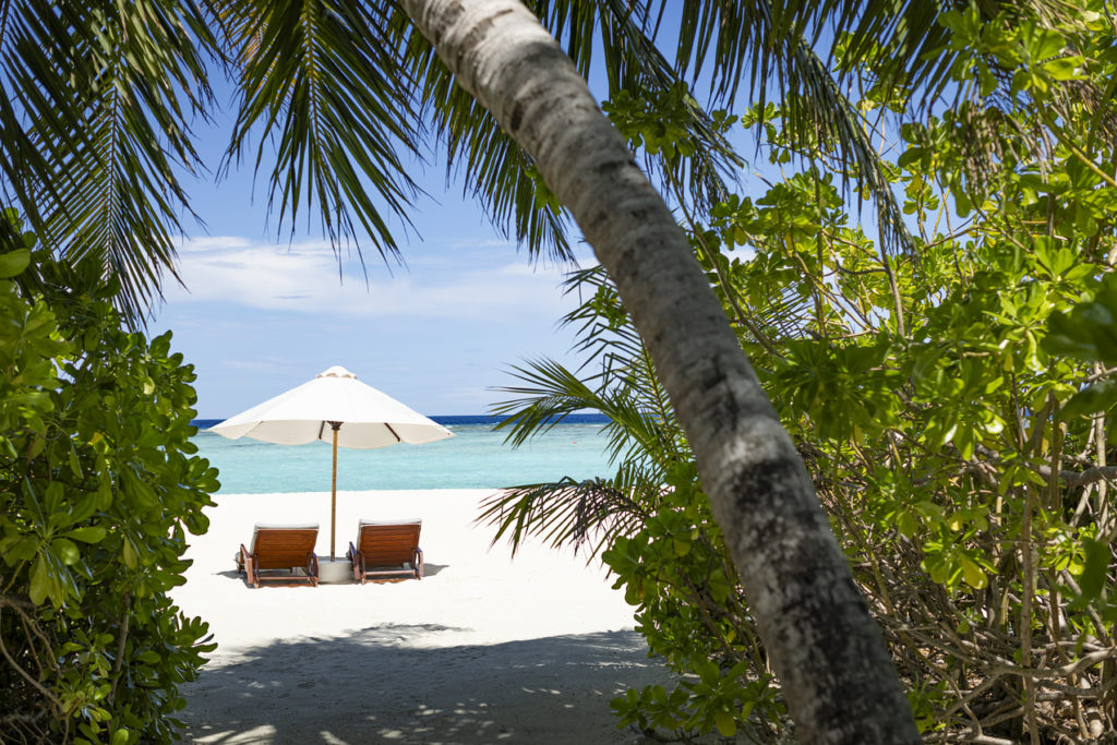 Indalo_Maldives_Velassaru_Beach1