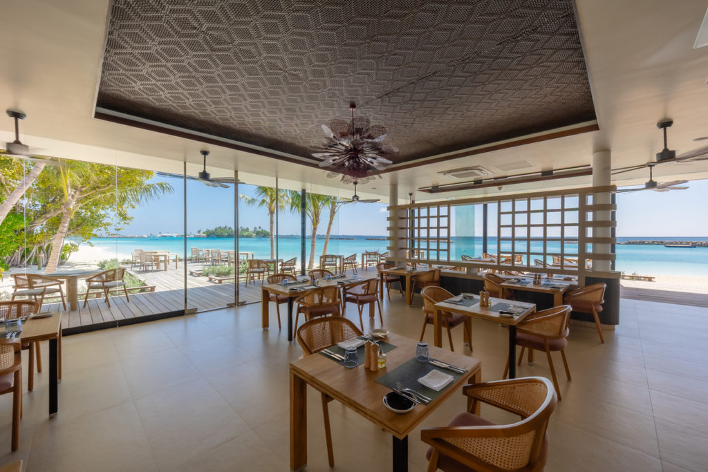 Indalo_Maldives_Veligandu_Restaurant-Madivaru