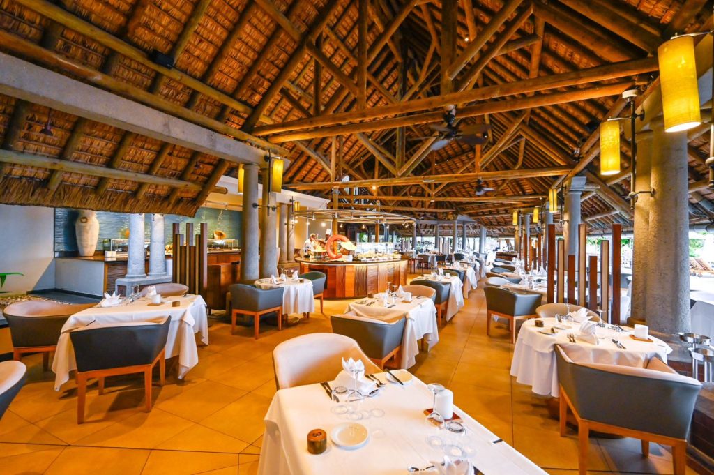 Restaurant "Tamarind Terrace"