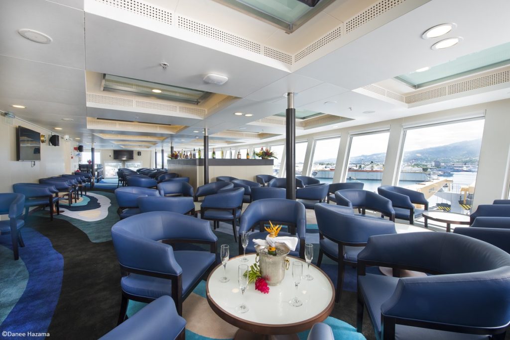 "Sky Bar"
