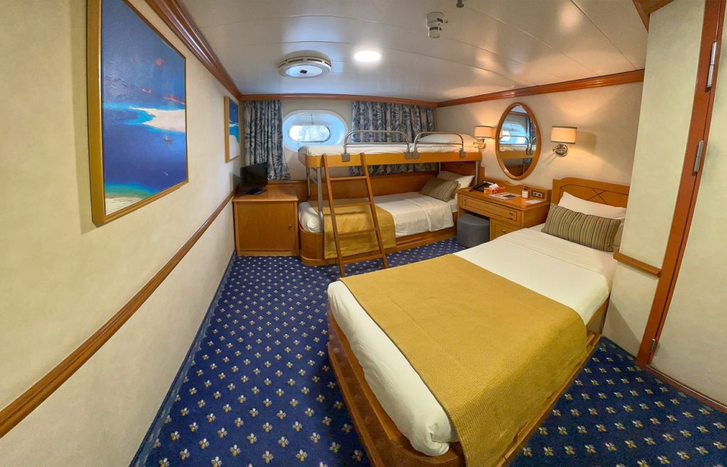 Cabine catégorie B triple